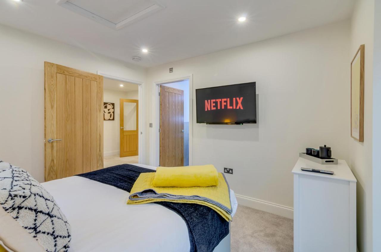 Spacious 6-Bed Home, Near The Norfolk Broads Clippesby Extérieur photo