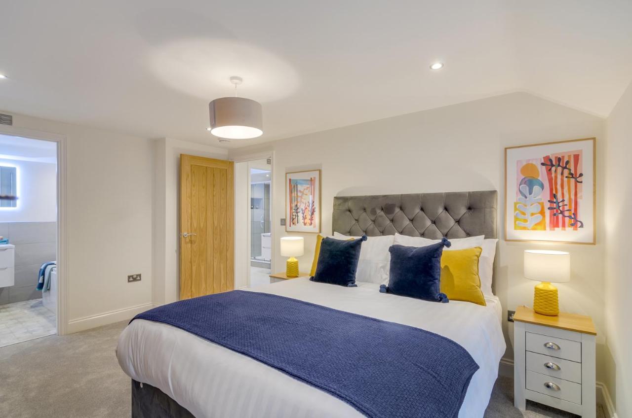 Spacious 6-Bed Home, Near The Norfolk Broads Clippesby Extérieur photo